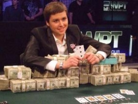 Украинец Евгений Тимошенко стал Чемпионом World Poker Classic 2009